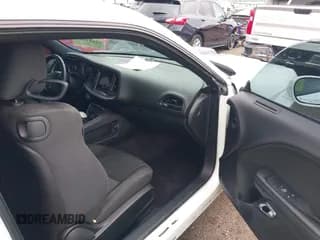 ✅ 2018 Dodge Challenger R/T • VIN: 2C3CDZBT3JH182775 • Lot: 42657846. Wystawiony na IAAI z przebiegiem 78 011 mil. Bezpłatny archiwum sprzedaży aukcyjnych z USA i szczegółowy raport historii pojazdu na DreamBid. Zdjęcie 5.