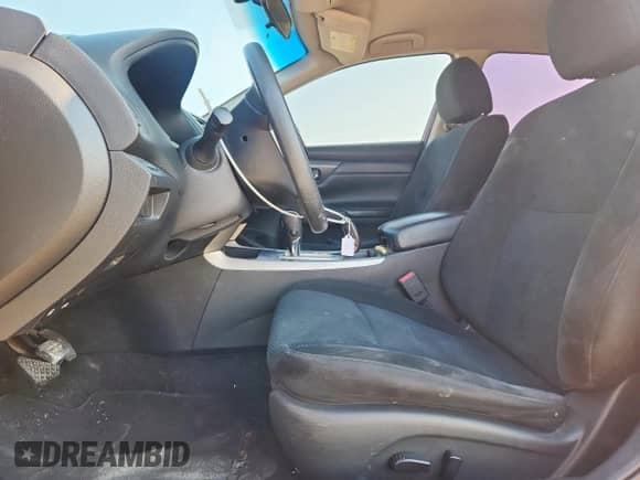 2015 Nissan Altima S с VIN 1N4AL3AP9FC589796, выставлен на аукционе Copart как лот 81493015 с пробегом 105 505 миль миль и Списание • Salvage title. История ставок и продаж доступна на DreamBid. Изображение 7.