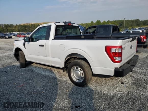 ✅ 2021 Ford F-150 XL • VIN: 1FTMF1CB2MKD83498 • Lot: 71865044. Wystawiony na Copart z przebiegiem 19 372 mil. Bezpłatny archiwum sprzedaży aukcyjnych z USA i szczegółowy raport historii pojazdu na DreamBid. Zdjęcie 2.