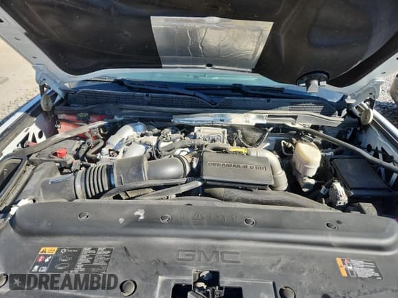 ✅ 2018 GMC Sierra 1500 • VIN: 1GT11SEY9JF207495 • Lot: 71995985. Wystawiony na Copart z przebiegiem 73 531 mil. Bezpłatny archiwum sprzedaży aukcyjnych z USA i szczegółowy raport historii pojazdu na DreamBid. Zdjęcie 11.