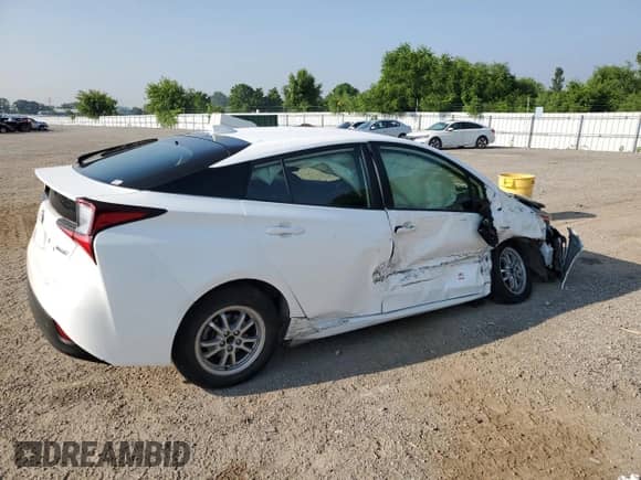 2022 Toyota Prius XLE z VIN JTDL9MFU5N3036910, wystawiony jako Copart lot #64780915 z przebiegiem 208 838 mil mil oraz Szkoda całkowita • Salvage title. Historia ofert i sprzedaży dostępna na DreamBid. Obrazek 3.
