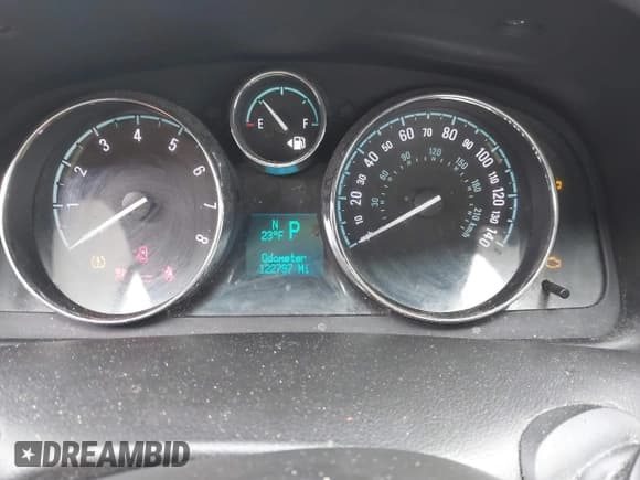 ✅ 2014 Chevrolet Captiva Sport LS • VIN: 3GNAL2EK0ES629783 • Lot: 41508998. Wystawiony na IAAI z przebiegiem 122 797 mil. Bezpłatny archiwum sprzedaży aukcyjnych z USA i szczegółowy raport historii pojazdu na DreamBid. Zdjęcie 7.