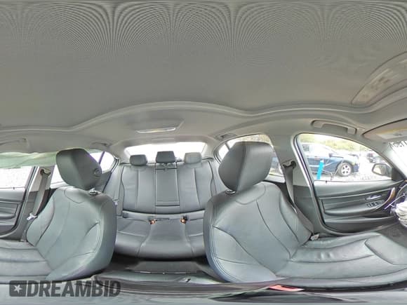 ✅ 2014 BMW 3 Series 328i xDrive • VIN: WBA3B5C58EF599985 • Lot: 82471195. Listed on Copart with 121,209 mi. Free auction sales archive from the USA and detailed vehicle history report at DreamBid. Image 14.