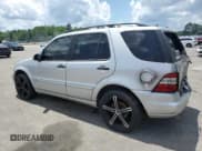 ✅ 2003 Mercedes-Benz M 350 • VIN: 4JGAB57E03A410661 • Лот: 58045275. Опубликован ранее на Copart с пробегом 241 381 миль. Бесплатный доступ к архиву аукционных продаж из США и подробный отчёт об истории автомобиля на DreamBid. Изображение 2.