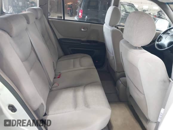 2001 Toyota Highlander с VIN JTEHF21A010001263, выставлен на аукционе IAAI как лот 42788745 с пробегом 178 185 миль миль и . История ставок и продаж доступна на DreamBid. Изображение 8.