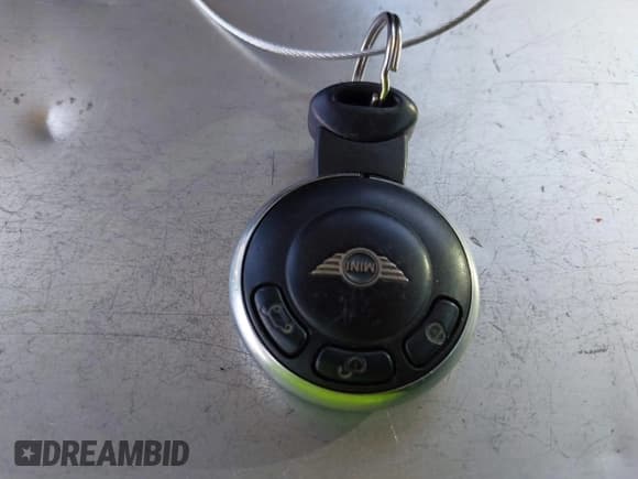 ✅ 2012 MINI Hardtop S • VIN: WMWSV3C58CTY17722 • Лот: 42698588. Опубликован ранее на IAAI с пробегом 98 511 миль. Бесплатный доступ к архиву аукционных продаж из США и подробный отчёт об истории автомобиля на DreamBid. Изображение 11.