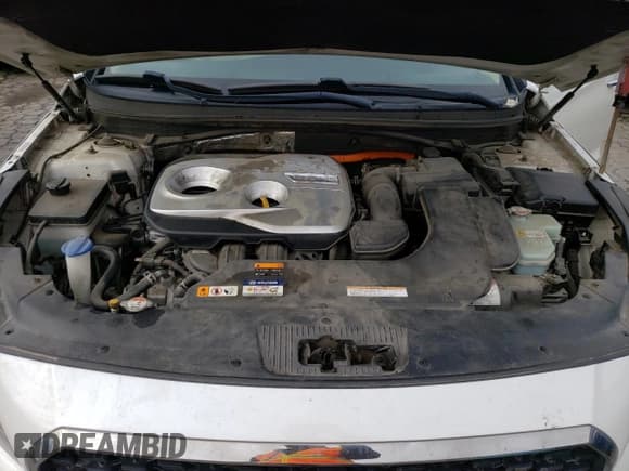 ✅ 2016 Hyundai Sonata SE • VIN: KMHE24L17GA011637 • Lot: 73576332. Listed on Copart with 170,747 mi. Free auction sales archive from the USA and detailed vehicle history report at DreamBid. Image 11.