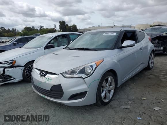 ✅ 2015 Hyundai Veloster • VIN: KMHTC6ADXFU232322 • Lot: 68891114. Wystawiony na Copart z przebiegiem 93 623 mil. Bezpłatny archiwum sprzedaży aukcyjnych z USA i szczegółowy raport historii pojazdu na DreamBid. Zdjęcie 1.