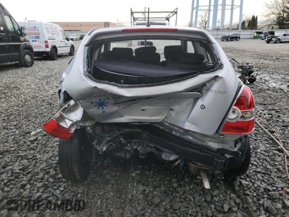 ✅ 2008 Hyundai Accent GS • VIN: KMHCM36C18U063984 • Лот: 80449674. Опубликован ранее на Copart с пробегом 104 938 миль. Бесплатный доступ к архиву аукционных продаж из США и подробный отчёт об истории автомобиля на DreamBid. Изображение 6.