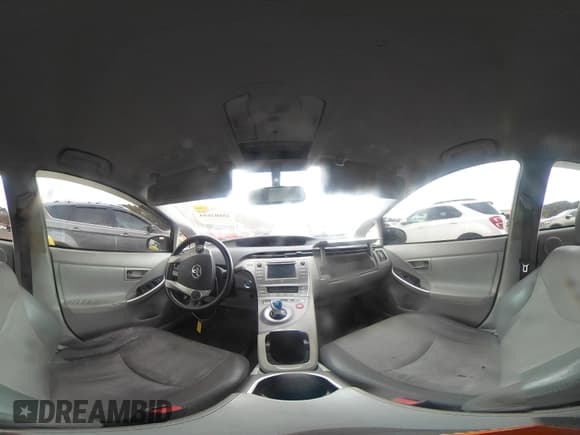 ✅ 2014 Toyota Prius Two • VIN: JTDKN3DU8E1735660 • Lot: 43803644. Wystawiony na IAAI z przebiegiem 279 126 mil. Bezpłatny archiwum sprzedaży aukcyjnych z USA i szczegółowy raport historii pojazdu na DreamBid. Zdjęcie 18.