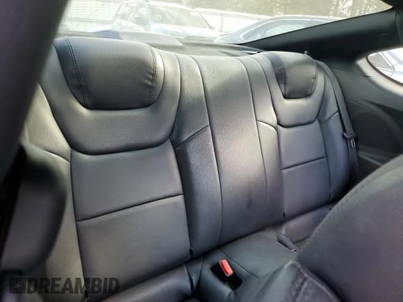 ✅ 2013 Hyundai Genesis Coupe Premium • VIN: KMHHT6KD7DU108641 • Lot: 89649125. Wystawiony na Copart z przebiegiem 87 317 mil. Bezpłatny archiwum sprzedaży aukcyjnych z USA i szczegółowy raport historii pojazdu na DreamBid. Zdjęcie 10.