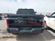 ✅ 2023 Toyota Tundra TRD Pro Hybrid • VIN: 5TFPC5DB0PX014643 • Лот: 43379377. Опубликован ранее на IAAI с пробегом 5 184 миль. Бесплатный доступ к архиву аукционных продаж из США и подробный отчёт об истории автомобиля на DreamBid. Изображение 17.