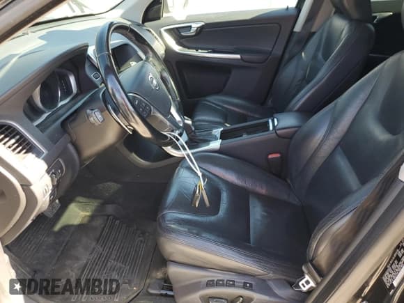 ✅ 2014 Volvo XC60 R-Design Premier Plus • VIN: YV4902DZ7E2514237 • Lot: 89813505. Listed on Copart with 199,242 mi. Free auction sales archive from the USA and detailed vehicle history report at DreamBid. Image 7.