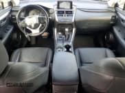 ✅ 2017 Lexus NX 200t • VIN: JTJBARBZ1H2126208 • Лот: 93286465. Опубликован ранее на Copart с пробегом 109 634 миль. Бесплатный доступ к архиву аукционных продаж из США и подробный отчёт об истории автомобиля на DreamBid. Изображение 8.