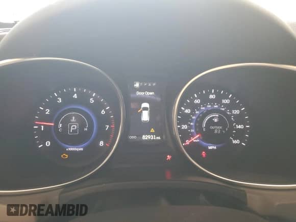 2016 Hyundai Santa Fe SE z VIN KM8SRDHF8GU139497, wystawiony jako Copart lot #84723565 z przebiegiem 82 931 mil mil oraz Szkoda całkowita • Salvage title. Historia ofert i sprzedaży dostępna na DreamBid. Obrazek 9.