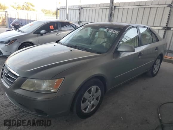 ✅ 2009 Hyundai Sonata GLS • VIN: 5NPET46C19H551415 • Лот: 77399394. Опубликован ранее на Copart с пробегом 129 332 миль. Бесплатный доступ к архиву аукционных продаж из США и подробный отчёт об истории автомобиля на DreamBid. Изображение 1.