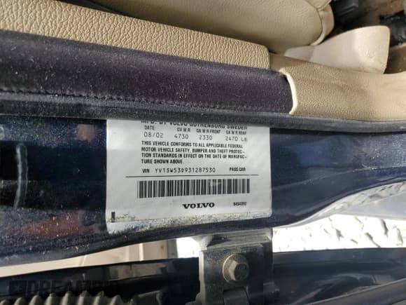 ✅ 2003 Volvo V70 2.3L Turbo • VIN: YV1SW53D931287530 • Lot: 61223975. Listed on Copart with 180,053 mi. Free auction sales archive from the USA and detailed vehicle history report at DreamBid. Image 12.