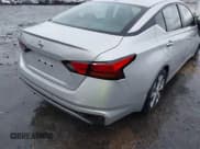 ✅ 2020 Nissan Altima S • VIN: 1N4BL4BV6LN318248 • Lot: 43743877. Listed on IAAI with 102,648 mi. Free auction sales archive from the USA and detailed vehicle history report at DreamBid. Image 20.