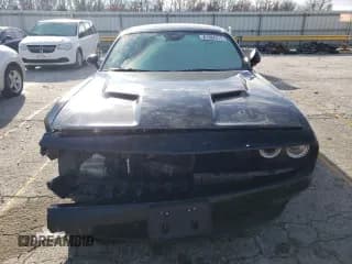 ✅ 2019 Dodge Challenger SXT • VIN: 2C3CDZGG2KH618853 • Lot: 67384412. Wystawiony na Copart z przebiegiem 92 748 mil. Bezpłatny archiwum sprzedaży aukcyjnych z USA i szczegółowy raport historii pojazdu na DreamBid. Zdjęcie 5.