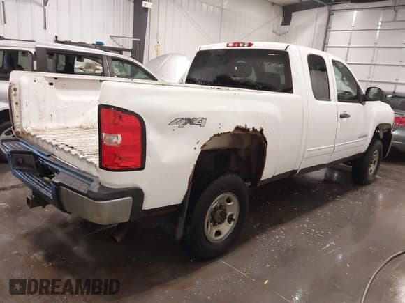 ✅ 2009 Chevrolet Silverado 2500HD LT • VIN: 1GCHK59K49E134587 • Lot: 41841259. Listed on IAAI with 244,738 mi. Free auction sales archive from the USA and detailed vehicle history report at DreamBid. Image 4.