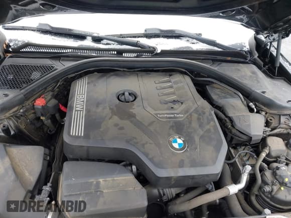 ✅ 2019 BMW 3 Series 330i • VIN: WBA5R1C53KAE82114 • Lot: 41632512. Listed on IAAI with 92,454 mi. Free auction sales archive from the USA and detailed vehicle history report at DreamBid. Image 10.
