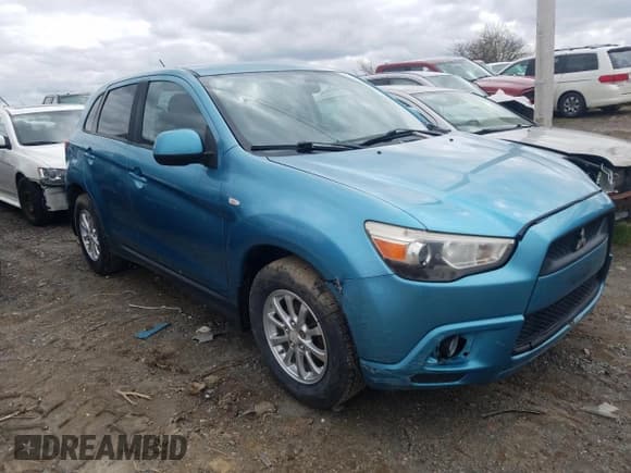 ✅ 2011 Mitsubishi Outlander Sport SE • VIN: JA4AJ3AU7BZ608269 • Lot: 57117035. Wystawiony na Copart z przebiegiem 157 928 mil. Bezpłatny archiwum sprzedaży aukcyjnych z USA i szczegółowy raport historii pojazdu na DreamBid. Zdjęcie 4.