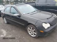 ✅ 2003 Mercedes-Benz C 320 • VIN: WDBRF64J93F385120 • Лот: 43787457. Опубликован ранее на IAAI с пробегом 187 595 миль. Бесплатный доступ к архиву аукционных продаж из США и подробный отчёт об истории автомобиля на DreamBid. Изображение 1.