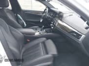 ✅ 2018 BMW 5 Series 530i xDrive • VIN: WBAJA7C54JWC75788 • Лот: 43556611. Опубликован ранее на IAAI с пробегом 115 604 миль. Бесплатный доступ к архиву аукционных продаж из США и подробный отчёт об истории автомобиля на DreamBid. Изображение 5.