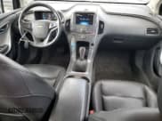 ✅ 2012 Chevrolet Volt • VIN: 1G1RB6E44CU110944 • Lot: 84556894. Wystawiony na Copart z przebiegiem 152 346 mil. Bezpłatny archiwum sprzedaży aukcyjnych z USA i szczegółowy raport historii pojazdu na DreamBid. Zdjęcie 9.