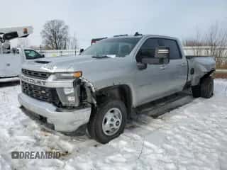 2022 Chevrolet Silverado 3500HD LT с VIN 1GC4YTEY9NF104999, выставлен на аукционе Copart как лот 42518285 с пробегом 82 840 миль миль и Списание • Salvage title. История ставок и продаж доступна на DreamBid. Изображение 1.
