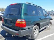 ✅ 1999 Toyota Land Cruiser • VIN: JT3HT05J0X0042971 • Лот: 40248081. Опубликован ранее на IAAI с пробегом Не указан. Бесплатный доступ к архиву аукционных продаж из США и подробный отчёт об истории автомобиля на DreamBid. Изображение 4.