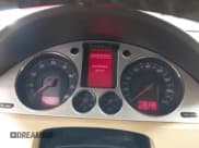 ✅ 2007 Volkswagen Passat • VIN: WVWRU93C47E220826 • Lot: 42721381. Wystawiony na IAAI z przebiegiem 221 705 mil. Bezpłatny archiwum sprzedaży aukcyjnych z USA i szczegółowy raport historii pojazdu na DreamBid. Zdjęcie 7.