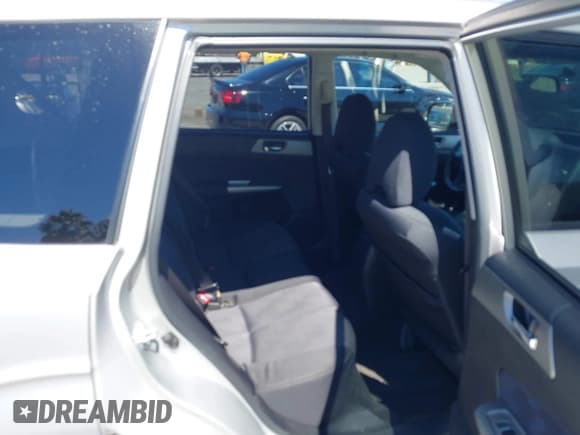 ✅ 2009 Subaru Forester X • VIN: JF2SH63649H793291 • Lot: 43007419. Listed on IAAI with 173,362 mi. Free auction sales archive from the USA and detailed vehicle history report at DreamBid. Image 8.