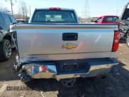 ✅ 2017 Chevrolet Silverado 2500HD Work Truck • VIN: 1GC2KUEG0HZ245663 • Lot: 41768414. Wystawiony na IAAI z przebiegiem 116 896 mil. Bezpłatny archiwum sprzedaży aukcyjnych z USA i szczegółowy raport historii pojazdu na DreamBid. Zdjęcie 17.