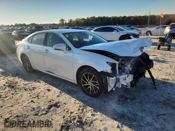 ✅ 2018 Lexus ES 350 • VIN: 58ABK1GG4JU101326 • Lot: 90657245. Wystawiony na Copart z przebiegiem 87 788 mil. Bezpłatny archiwum sprzedaży aukcyjnych z USA i szczegółowy raport historii pojazdu na DreamBid. Zdjęcie 4.