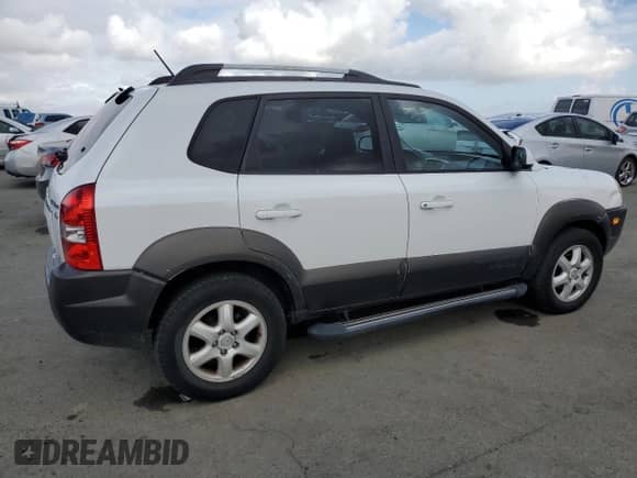 2005 Hyundai Tucson GLS with VIN KM8JN12D15U068721, listed as a Copart auction lot 80925064 with 105,854 mi miles and Clean title. Bid and sale history available at DreamBid. Image 3.
