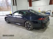 ✅ 2024 BMW 5 Series 540i xDrive • VIN: WBA63FJ01RCR16889 • Лот: 92589135. Опубликован ранее на Copart с пробегом 28 346 миль. Бесплатный доступ к архиву аукционных продаж из США и подробный отчёт об истории автомобиля на DreamBid. Изображение 2.