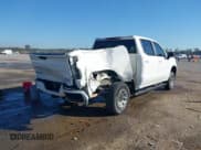 ✅ 2019 Chevrolet Silverado 1500 RST • VIN: 3GCUYEED5KG103755 • Lot: 43631636. Wystawiony na IAAI z przebiegiem 146 702 mil. Bezpłatny archiwum sprzedaży aukcyjnych z USA i szczegółowy raport historii pojazdu na DreamBid. Zdjęcie 6.