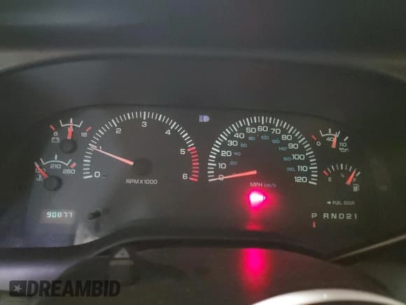 ✅ 2001 Dodge 1500 • VIN: 3B7HF13Z31M264958 • Lot: 90492485. Wystawiony na Copart z przebiegiem 90 877 mil. Bezpłatny archiwum sprzedaży aukcyjnych z USA i szczegółowy raport historii pojazdu na DreamBid. Zdjęcie 9.