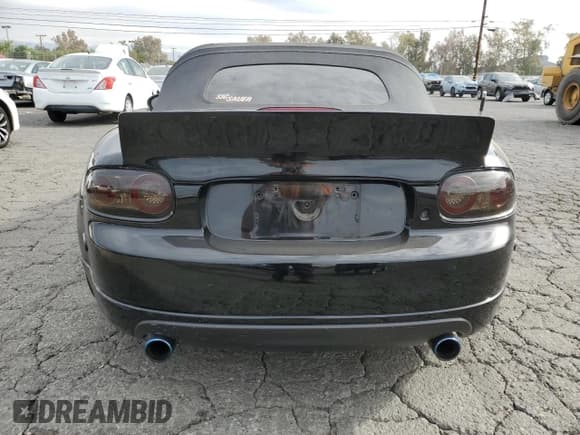 ✅ 2008 Mazda MX-5 Miata Grand Touring • VIN: JM1NC25F680143097 • Лот: 92710345. Опубликован ранее на Copart с пробегом 111 776 миль. Бесплатный доступ к архиву аукционных продаж из США и подробный отчёт об истории автомобиля на DreamBid. Изображение 6.