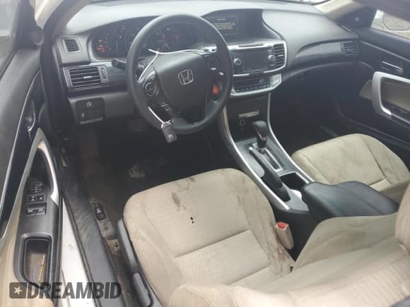 ✅ 2013 Honda Accord EX • VIN: 1HGCT1B76DA006925 • Lot: 69351335. Wystawiony na Copart z przebiegiem 245 600 mil. Bezpłatny archiwum sprzedaży aukcyjnych z USA i szczegółowy raport historii pojazdu na DreamBid. Zdjęcie 8.