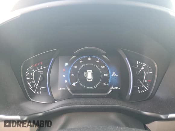 ✅ 2019 Hyundai Santa Fe Limited • VIN: 5NMS53AA8KH060159 • Lot: 73113563. Wystawiony na Copart z przebiegiem 56 771 mil. Bezpłatny archiwum sprzedaży aukcyjnych z USA i szczegółowy raport historii pojazdu na DreamBid. Zdjęcie 9.