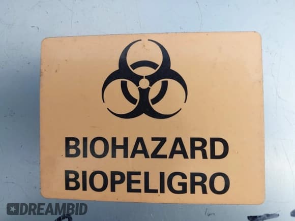 ✅ 1998 Chrysler Town & Country LXi • VIN: 1C4GP64L3WB649953 • Lot: 40083104. Wystawiony na IAAI z przebiegiem Nie podano. Bezpłatny archiwum sprzedaży aukcyjnych z USA i szczegółowy raport historii pojazdu na DreamBid. Zdjęcie 7.