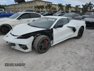 ✅ 2022 Chevrolet Corvette 1LT • VIN: 1G1YA3D44N5120675 • Lot: 84936964. Wystawiony na Copart z przebiegiem Nie podano. Bezpłatny archiwum sprzedaży aukcyjnych z USA i szczegółowy raport historii pojazdu na DreamBid. Zdjęcie 1.