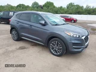 2021 Hyundai Tucson SEL z VIN KM8J3CALXMU395238, wystawiony jako IAAI lot #42408739 z przebiegiem 39 937 mil mil oraz . Historia ofert i sprzedaży dostępna na DreamBid. Obrazek 1.