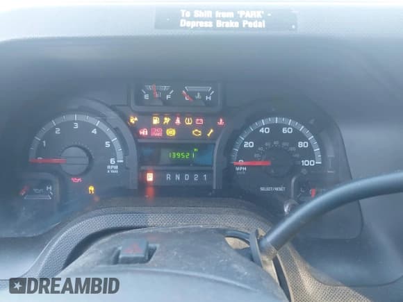 ✅ 2014 Ford Econoline Cargo Commercial • VIN: 1FTNE2EWXEDA69326 • Lot: 43748593. Wystawiony na IAAI z przebiegiem 139 521 mil. Bezpłatny archiwum sprzedaży aukcyjnych z USA i szczegółowy raport historii pojazdu na DreamBid. Zdjęcie 7.