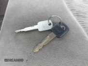 ✅ 2000 Ford F-250 XL • VIN: 1FTNX21F6YEB96962 • Лот: 42429012. Опубликован ранее на IAAI с пробегом 310 704 миль. Бесплатный доступ к архиву аукционных продаж из США и подробный отчёт об истории автомобиля на DreamBid. Изображение 11.