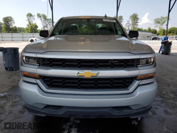 ✅ 2019 Chevrolet Silverado 1500 Custom • VIN: 2GCVKMEC0K1206971 • Lot: 61410925. Listed on Copart with 81,741 mi. Free auction sales archive from the USA and detailed vehicle history report at DreamBid. Image 5.