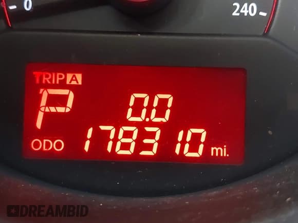 ✅ 2013 Kia Sorento EX • VIN: 5XYKU3A6XDG357204 • Lot: 42429459. Wystawiony na IAAI z przebiegiem 178 310 mil. Bezpłatny archiwum sprzedaży aukcyjnych z USA i szczegółowy raport historii pojazdu na DreamBid. Zdjęcie 12.