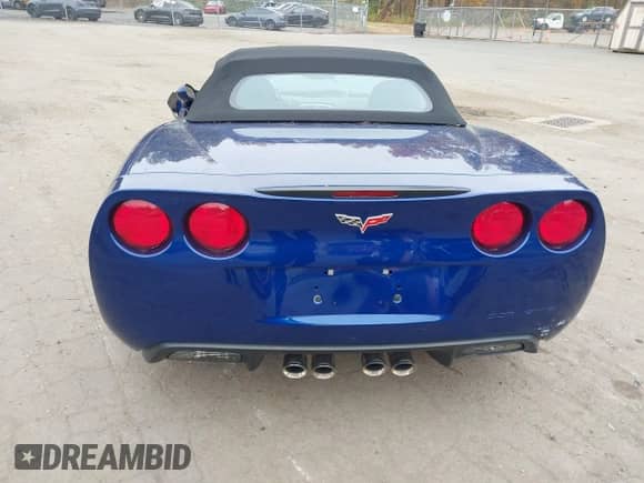 2006 Chevrolet Corvette with VIN 1G1YY36U665108067, listed as a IAAI auction lot 43535782 with 64,007 mi miles and . Bid and sale history available at DreamBid. Image 17.
